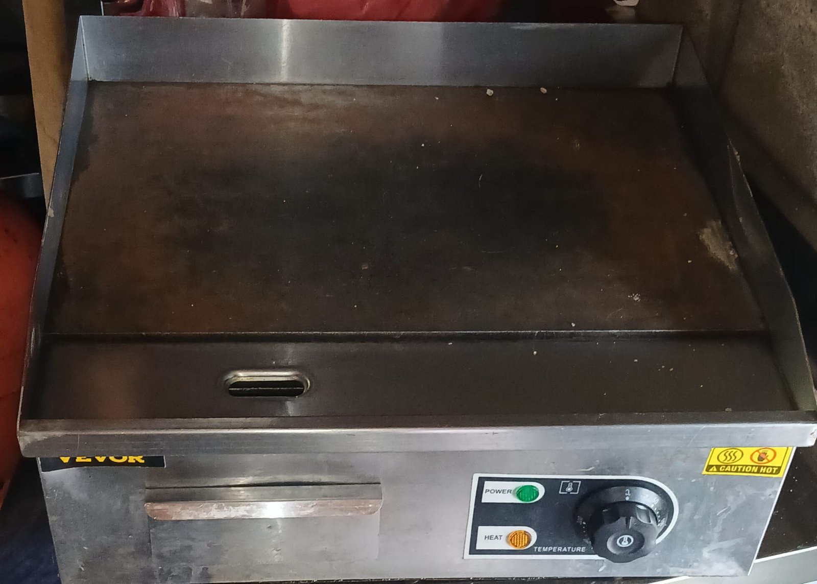 Slika žara na najam